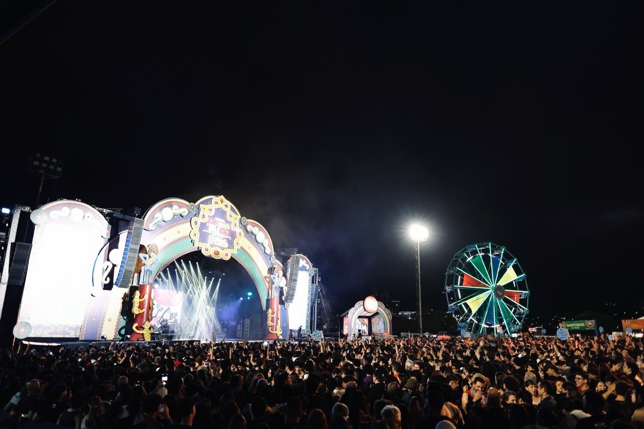 Festival Pernambuco Meu País reúne manguebeat, rock e música baiana em noite de grandes encontros em Caruaru