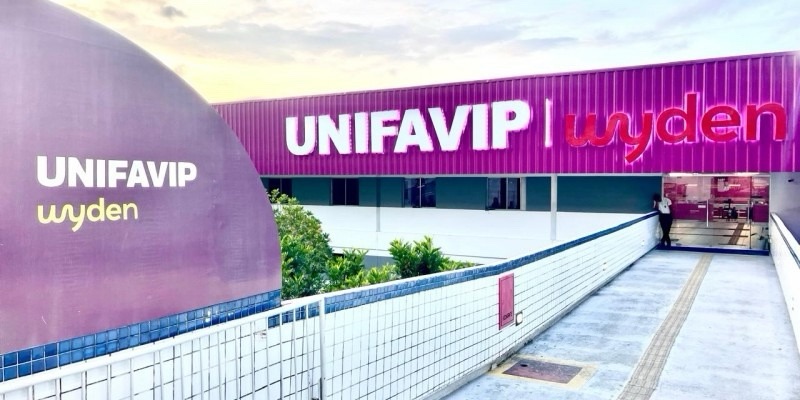 UniFavip Wyden reúne jornalistas e estudantes em encontro regional em Caruaru